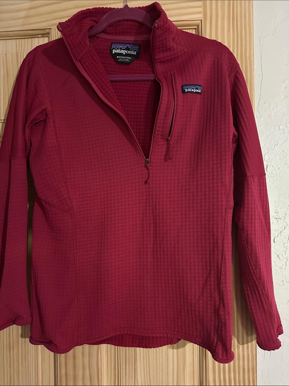 Patagonia Women's R1 Dark Pink Waffle Half-Zip Pullover